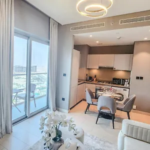  شقة By Latinem Luxury 1br Cvr A1410 Near Burj Khalifa