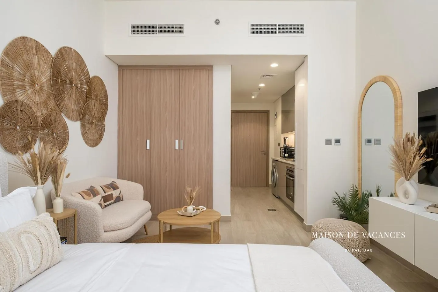 아파트 Spacious Boho Studio Pool View 두바이